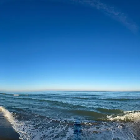 Promo Price September - By The Sea 1 Min From The Beach Golem (Tirana)