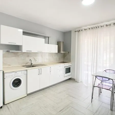 By The Sea Appartement Golem (Tirana)